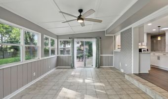 8635 Bishops Ln, Indianapolis, IN 46217