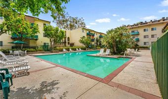 5460 White Oak Ave E339, Encino, CA 91316