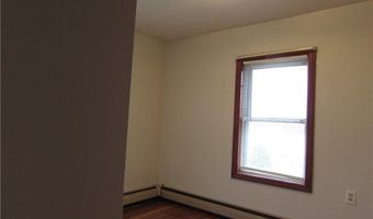 77 Seventh St, East Providence, RI 02914