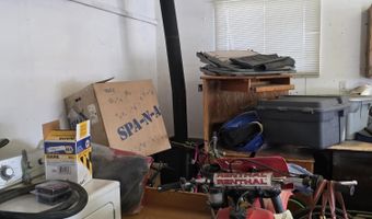 215 Cedar St, Hawthorne, NV 89415