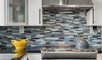 1129 Clarke Ln, Alameda, CA 94502