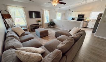 8133 Wichita Hill Dr, Indianapolis, IN 46217