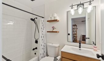 46-63 Emepela Pl P205, Kaneohe, HI 96744