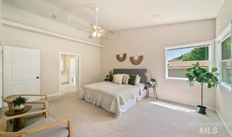 5201 N Stinger St, Boise, ID 83703