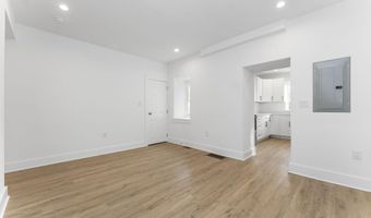 7707 RIDGE Ave, Philadelphia, PA 19128