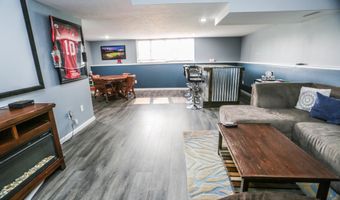 12907 Prairiewood Dr, Aberdeen, SD 57401
