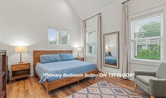 37 Park Sq S, Beaufort, SC 29907