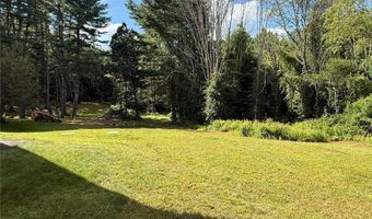 1450 Tarkiln Rd, Burrillville, RI 02830