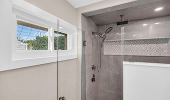 590 Lloyd Rd, Aberdeen, NJ 07747
