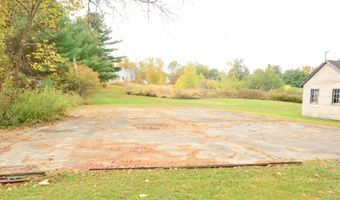 87 Middle Rd, Augusta, ME 04330