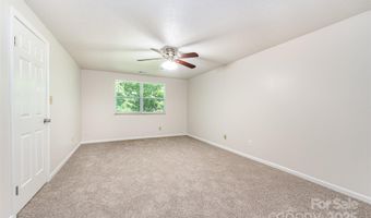7008 Wannamaker Ln, Charlotte, NC 28226