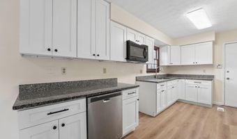 2790 Bramblebush Ct, Columbus, OH 43224