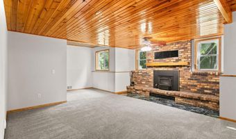 16037 Oneida St NW, Andover, MN 55304