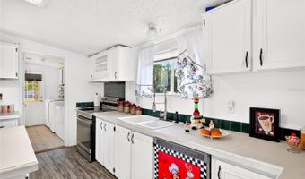 10890 NE 102ND Pl, Archer, FL 32618