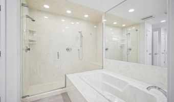4045 N Harvard Ave, Arlington Heights, IL 60004