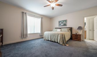 72 BROWN DERBY Dr, Dover, DE 19904