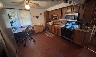 200 S 3rd St, Arma, KS 66712