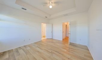 6222 CAMINO Dr, Apollo Beach, FL 33572