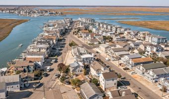 694 21st St, Avalon, NJ 08202
