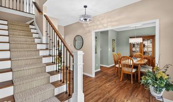 866 Westgate Dr, Anderson, IN 46012