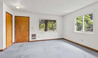 206 E 2nd Ave, Clark Fork, ID 83811