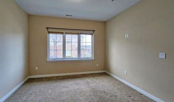 5643 Arbor Chase Dr, Ann Arbor, MI 48103