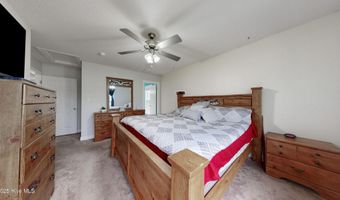 3840 Countryaire Dr, Ayden, NC 28513