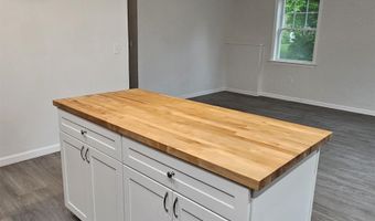 122 Devino Ln, Bristol, VT 05443