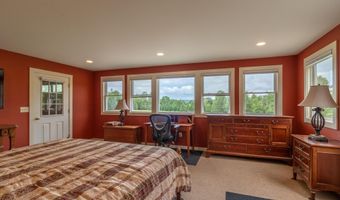 241 S Albany Rd, Albany, VT 05820