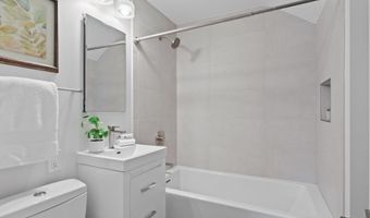 1453 N LONGFELLOW St, Arlington, VA 22205