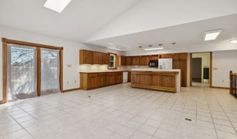 8720 NE 46th Ave, Altoona, IA 50009