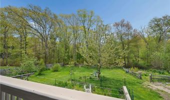 20 Oak Hill Dr, Exeter, RI 02822