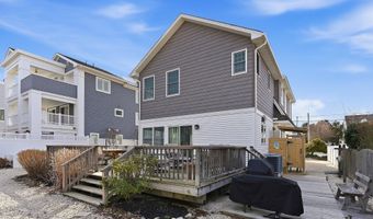 23 5th St, Beach Haven, NJ 08008