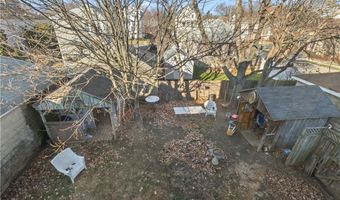 51 Oakland Ave, Cranston, RI 02910