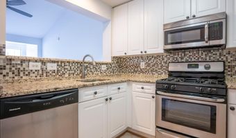 4951 BRENMAN PARK Dr 410, Alexandria, VA 22304
