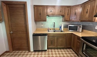 186 View Rd, Alderson, WV 24910
