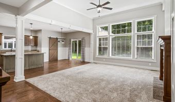 5962 Deer Hollow Rd, Auburn, IN 46706