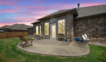 2508 Calm Ridge Rd, Bentonville, AR 72713