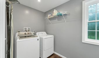 19 Linwood Dr, Alton, NH 03809