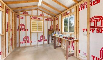 2557 Live Oak Park Rd, Fallbrook, CA 92028