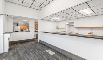 1567 Hammond St, Bangor, ME 04401