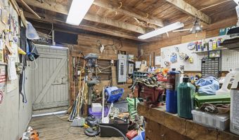 24051 NE AIRPORT Rd, Aurora, OR 97002
