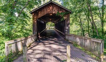 1041 Dogwood Meadows Dr SE, Ada, MI 49301