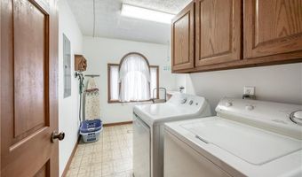 558 Auburn Rd, Auburn, GA 30011
