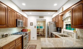 8422 GEORGIAN Way, Annandale, VA 22003