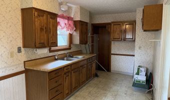 3016 Fairview St, Anderson, IN 46016