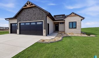 405 N Sunshine Ave, Brandon, SD 57005