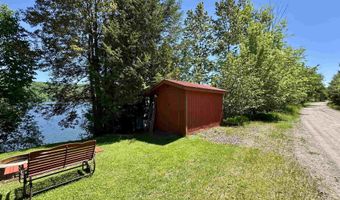 140 Lakeside Ln, Barton, VT 05839