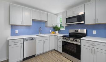 349 Boulevard, Middletown, RI 02842