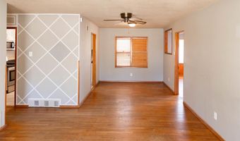 204 Acoma Dr, Clovis, NM 88101